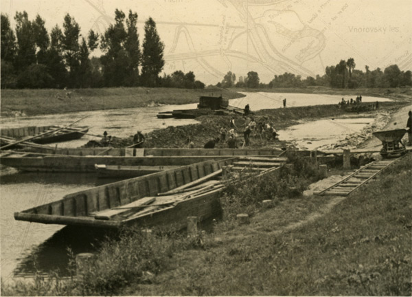 Historická vodní cesta Baťův kanál