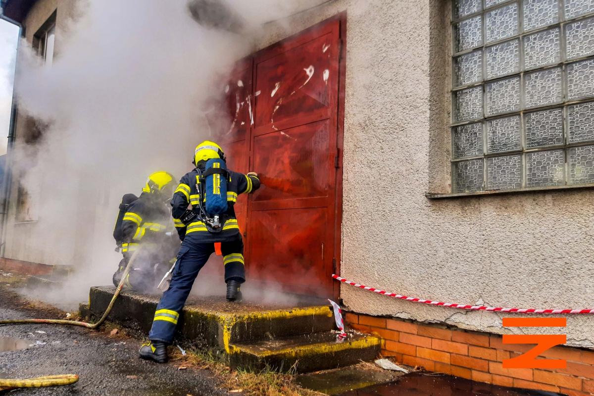 Fotoreportáž: Jednotka hasičů Správy železnic Přerov podstoupila cvičení