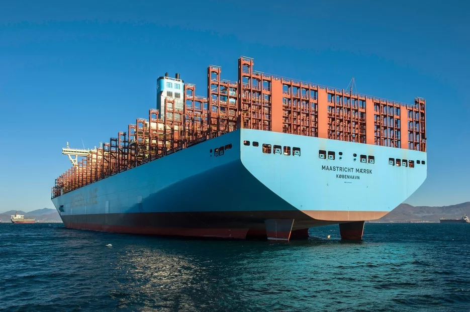 Námořní dopravce Maersk se z Ruska snaží dostat 50.000 kontejnerů