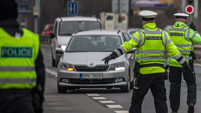 Zvýšená bezpečnost na silnicích o Velikonocích? Policisté zvýší kontroly!