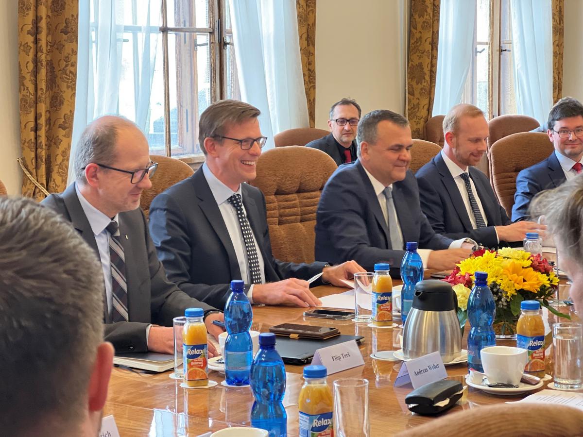 Ministr Martin Kupka včera na Ministerstvu přivítal spolkového ministra dopravy Volkera Wissinga