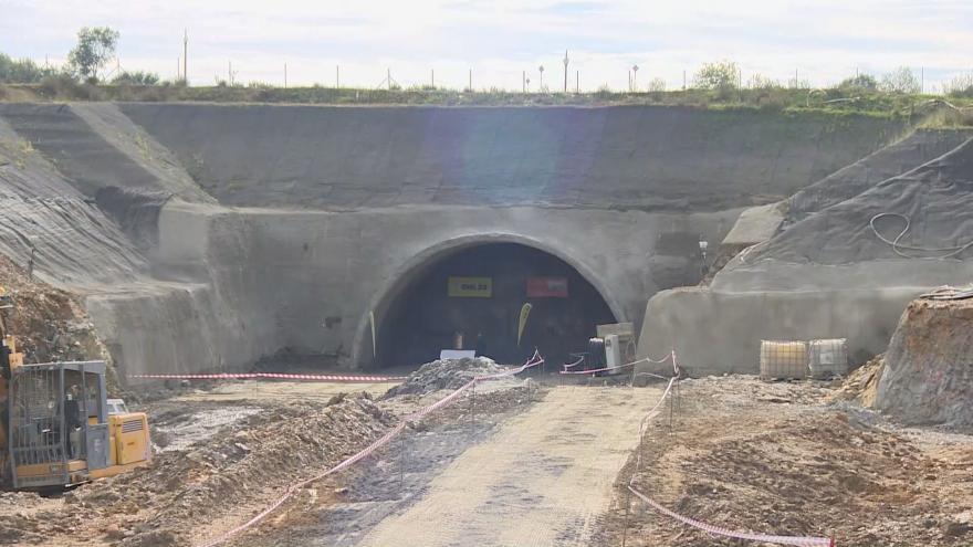 ŘSD staví v Plzni tunel pod modernizovanou železniční tratí na České Budějovice