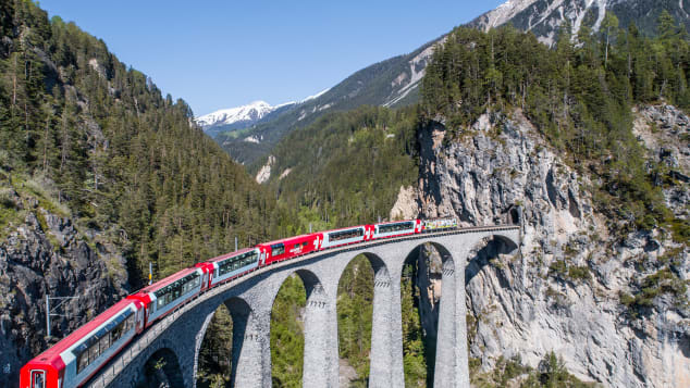 Nejúžasnější železniční cesty světa