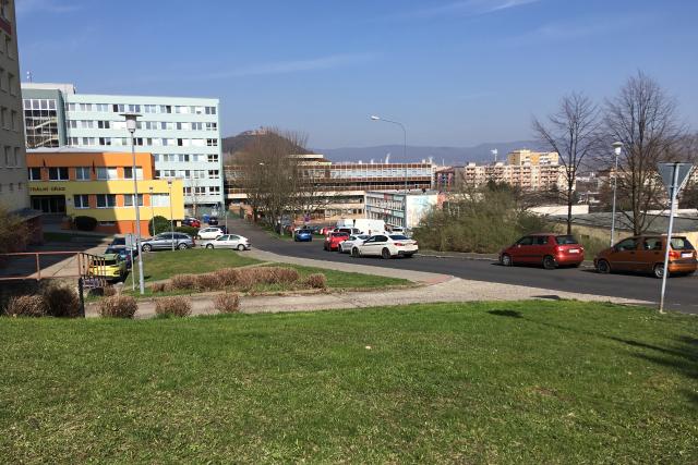 Nové řešení parkoviště pro obyvatele sídliště Skalka v Ústí? 