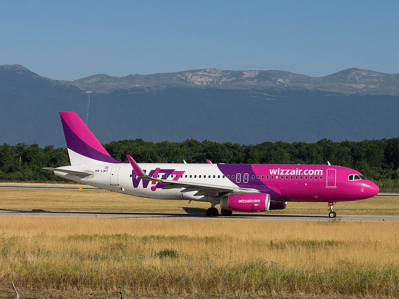 Aerolinky Wizz Air prohloubily celoroční ztrátu kvůli drahým pohonným hmotám