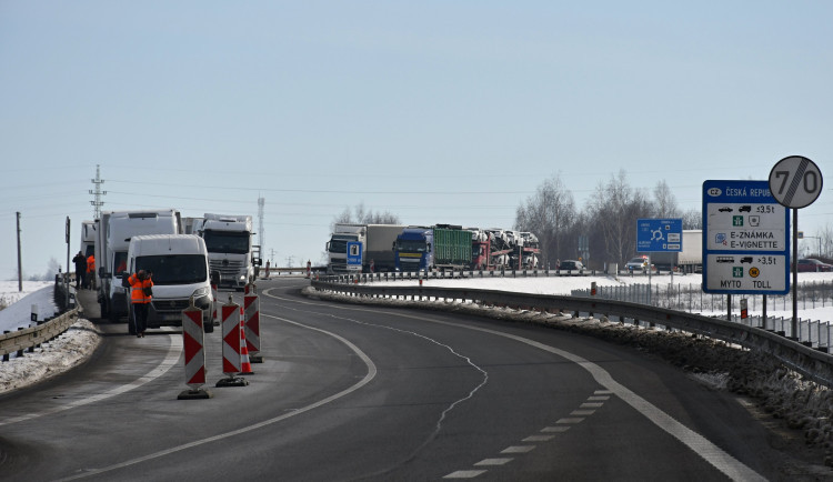Na dalších dvou silnicích I. třídy v Plzeňském kraji budou kamiony platit mýtné
