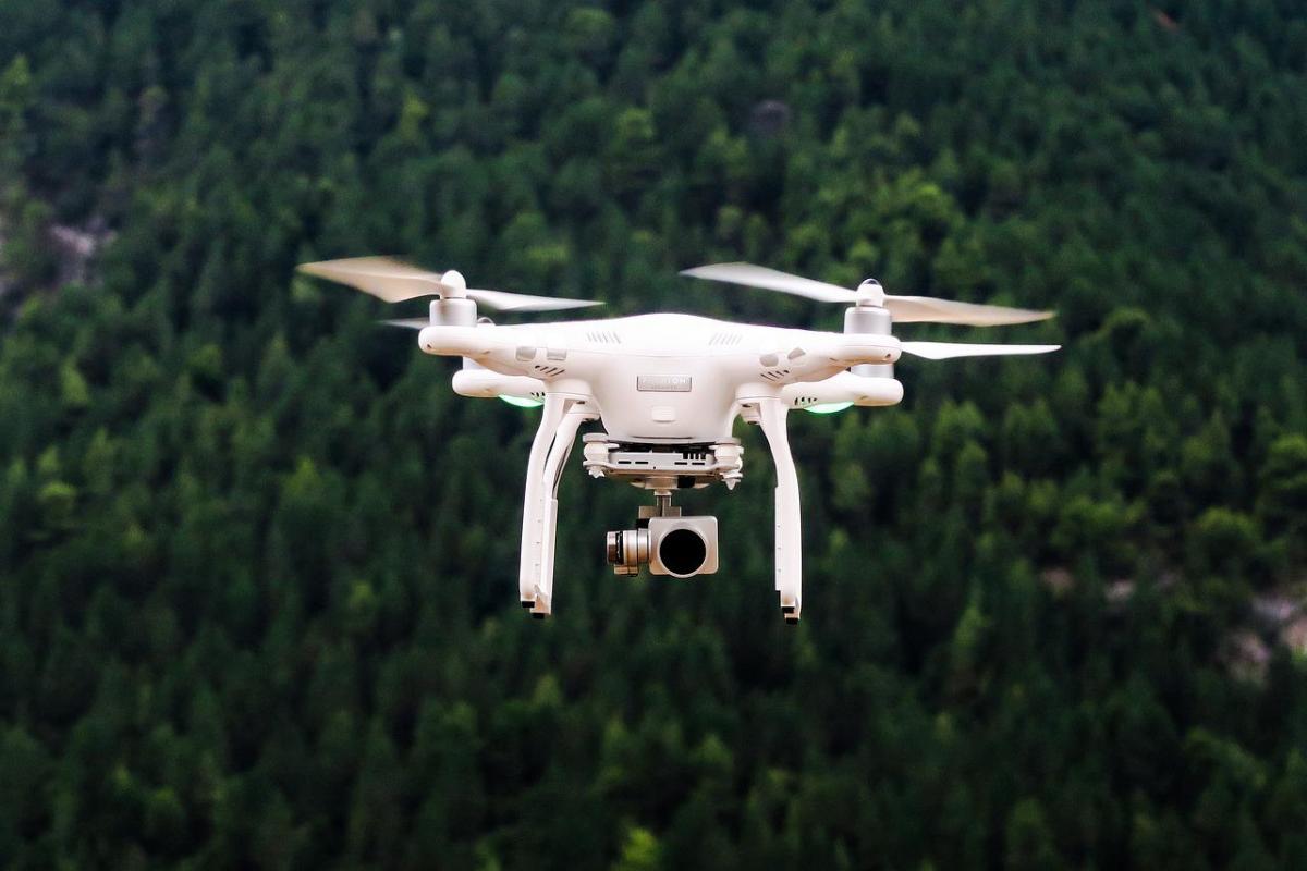 Létání s drony má svá pravidla
