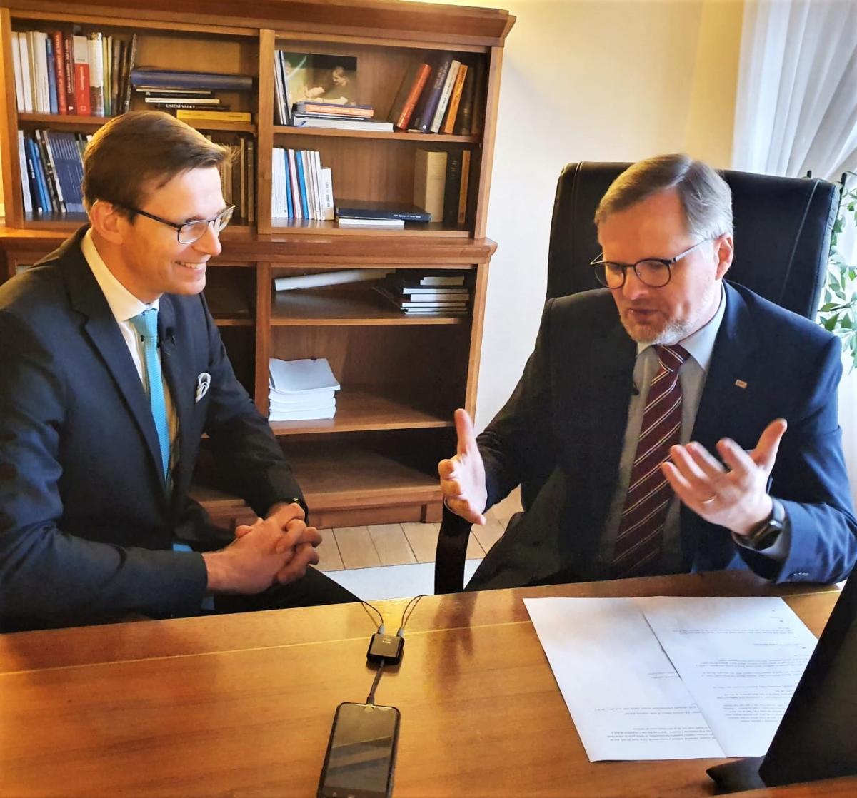 Bilanční setkání premiéra a ministra dopravy: V České republice přibude 25 km nově vybudovaných dálnic a vysokorychlostní tratě jako konkurenceschopnost