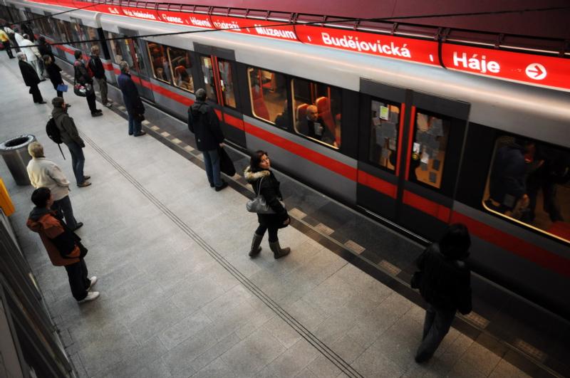 Chystá se rekostrukce stanice metra Kačerov! 