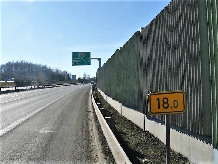 Stavba dopravně inženýrského opatření na dálnici D4 je v plném proudu!