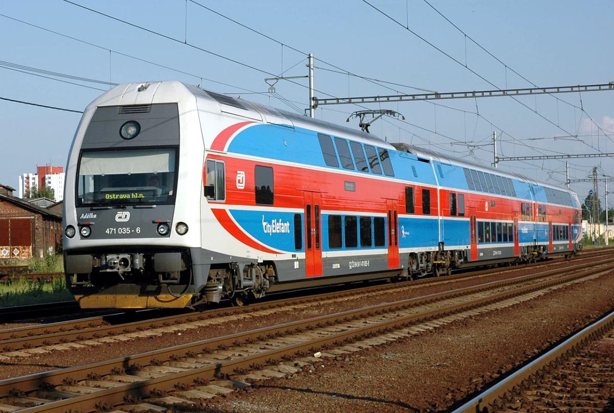 České dráhy hledají dodavatele nových příměstských vlaků pro velké aglomerace