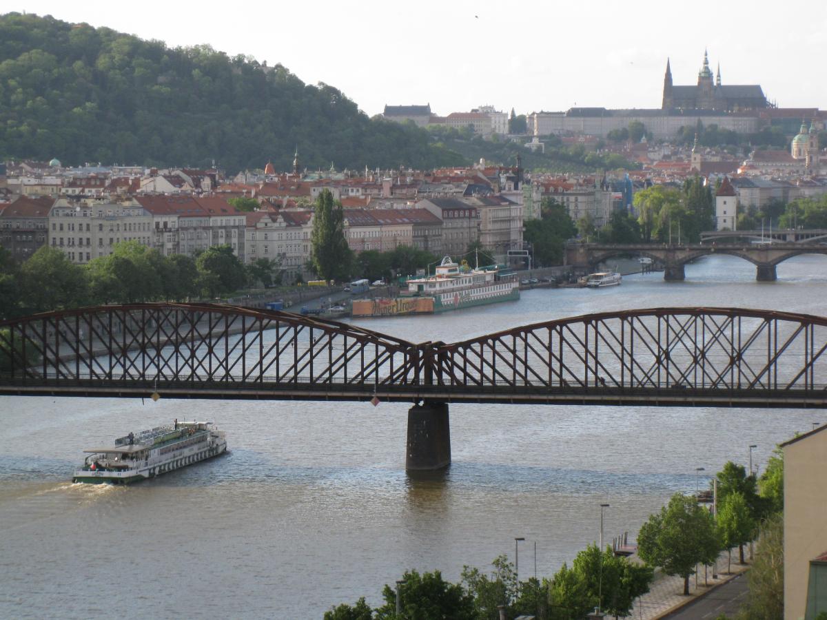 Železniční most na pražské Výtoni projde přestavbou v roce 2026