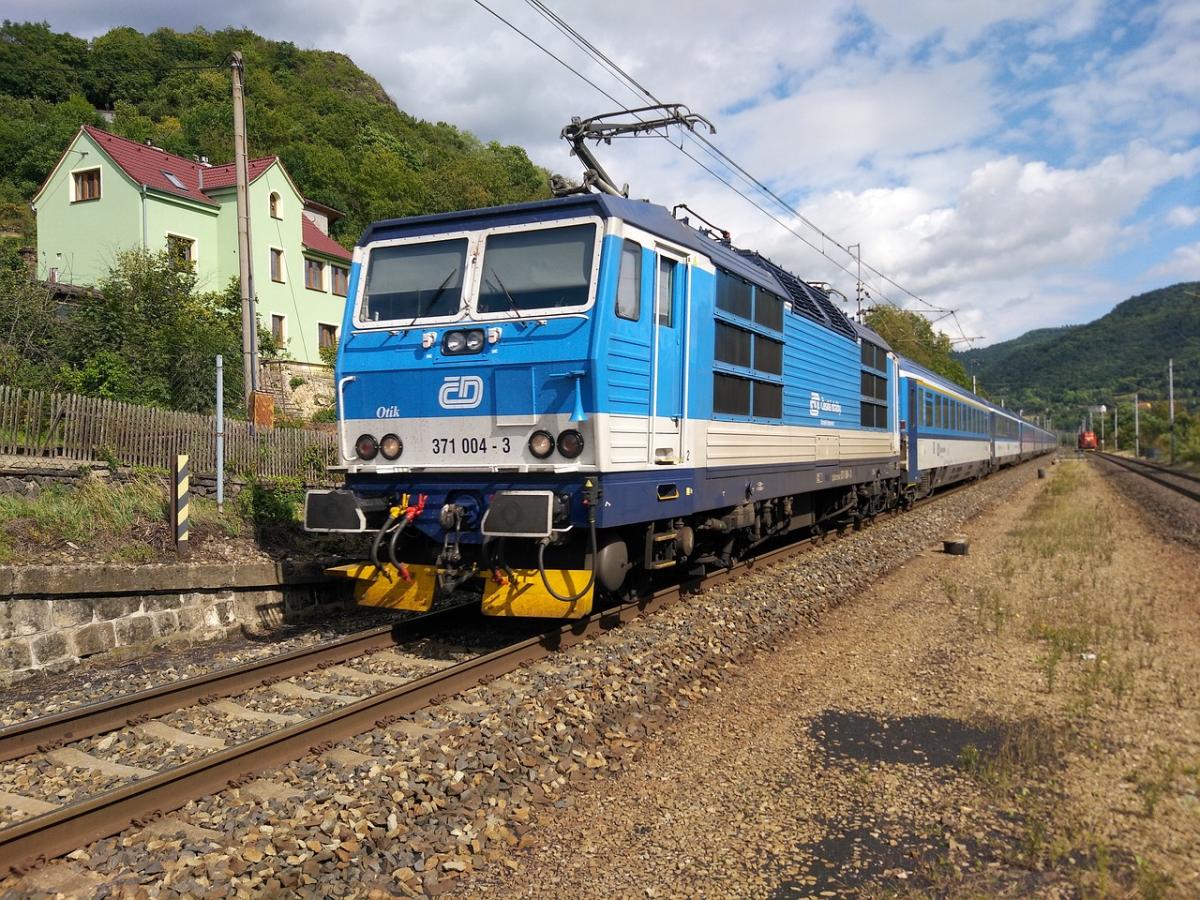 Správa železnic upravila stavební postupy na modernizovaném úseku mezi Ústím nad Orlicí a Brandýsem nad Orlicí