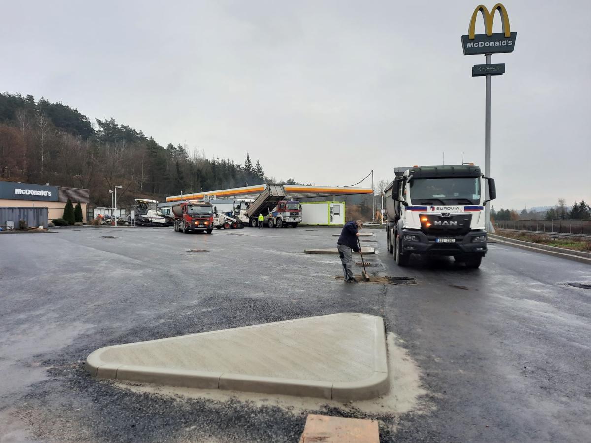 Fotoreport: ŘSD uvede do provozu levou odpočívku na dálnici D1 u Velkého Meziříčí