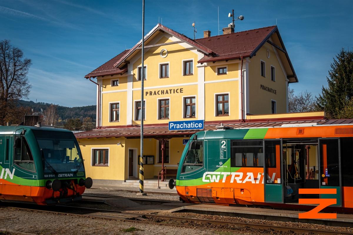 Správa železnic dokončila rekonstrukci výpravní budovy v Prachaticích