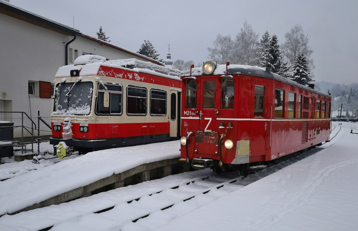 Historické parní vlaky by mohly dostat mezinárodní rozměr. Pardubický kraj plánuje spolupráci se slovenskými muzei