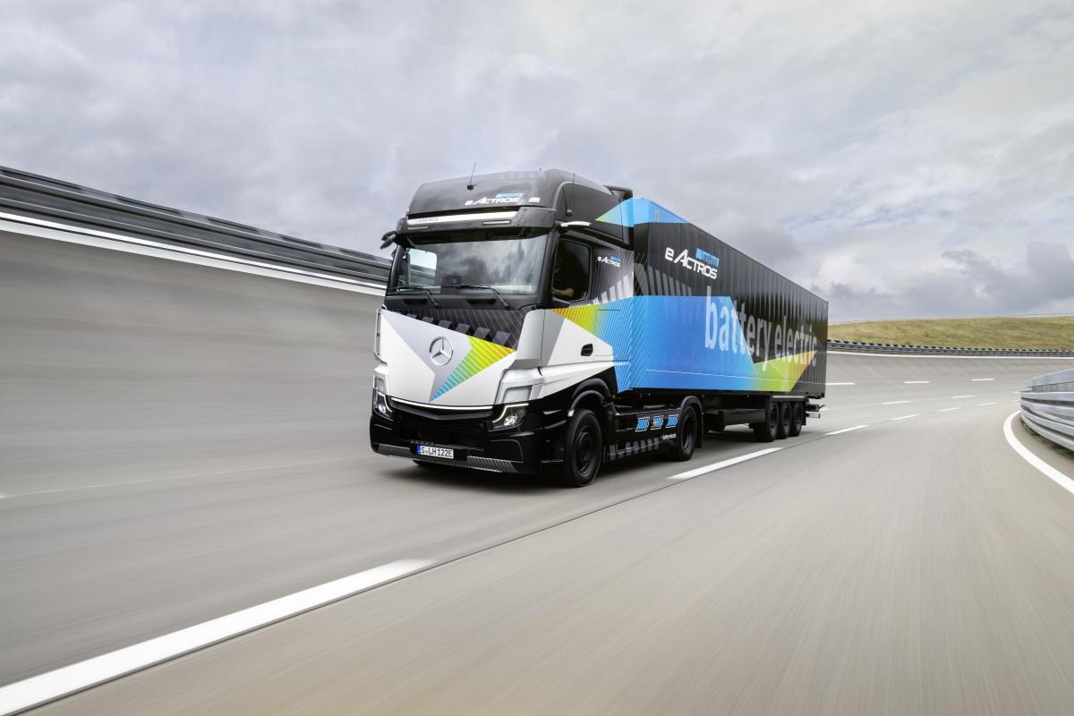 Společnost Dachser přemýšlí nad koupí nákladních vozidel na elektrický pohon