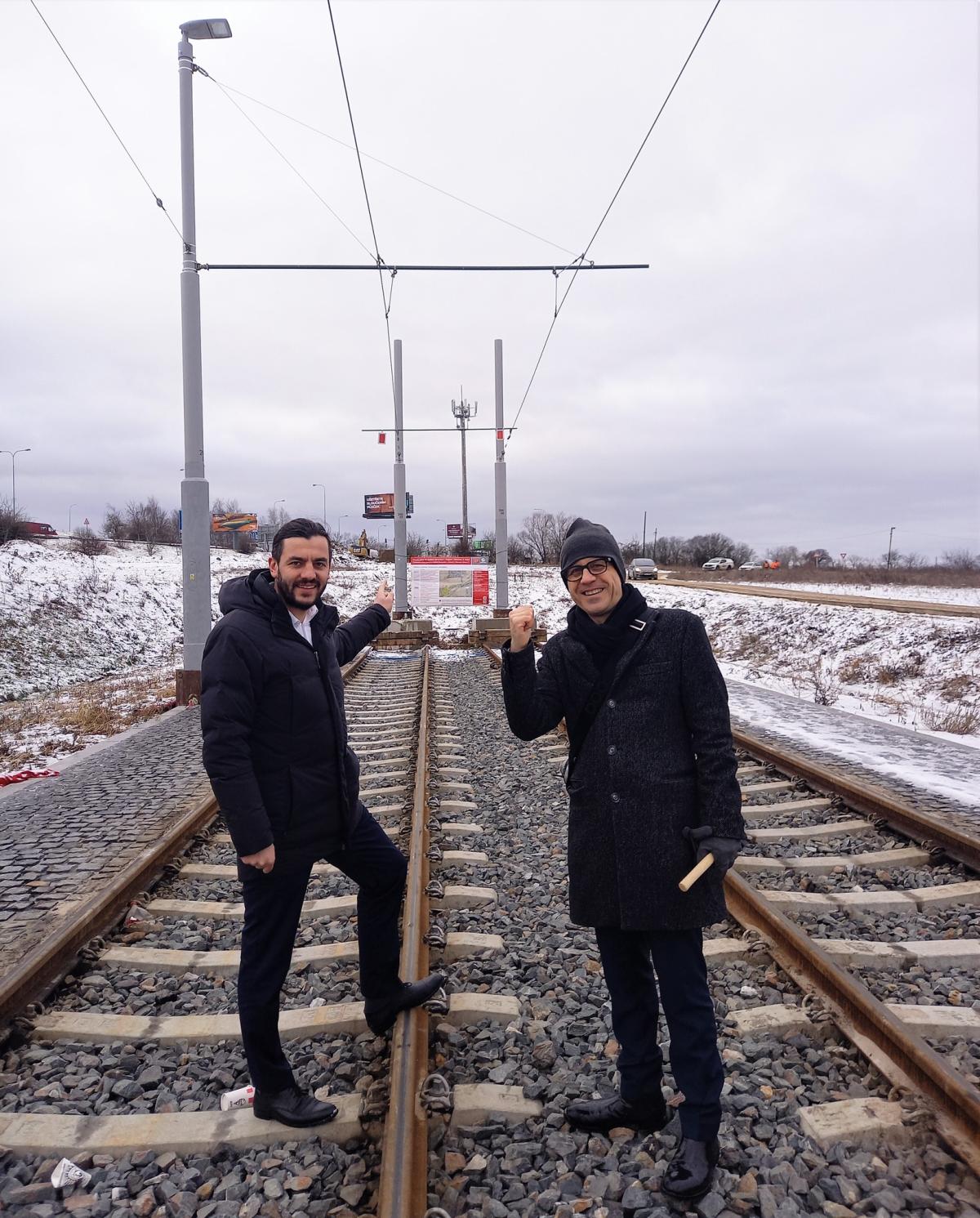 Cestující v Praze se dočkají nové tramvajové trati z Holyně do Slivence! DPP zahájil stavbu této trati