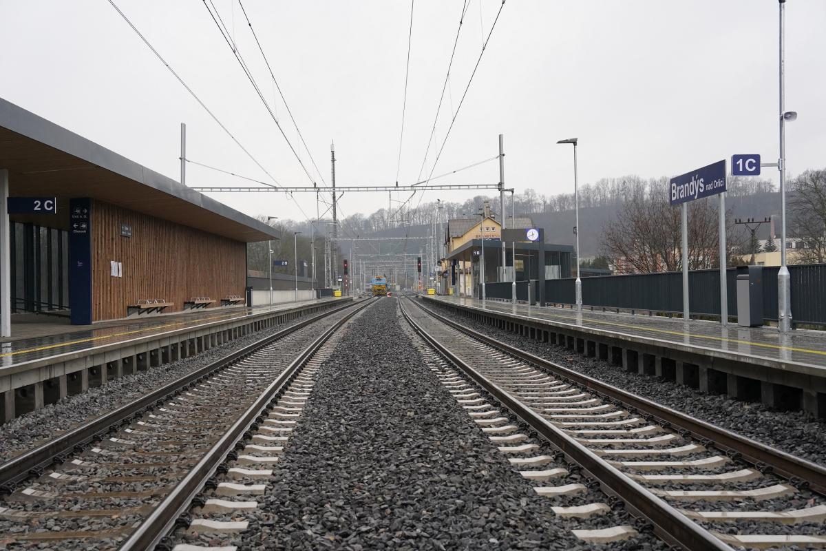 Správa železnic zajistila, že zpoždění vlaků se snížilo o více než 30 %