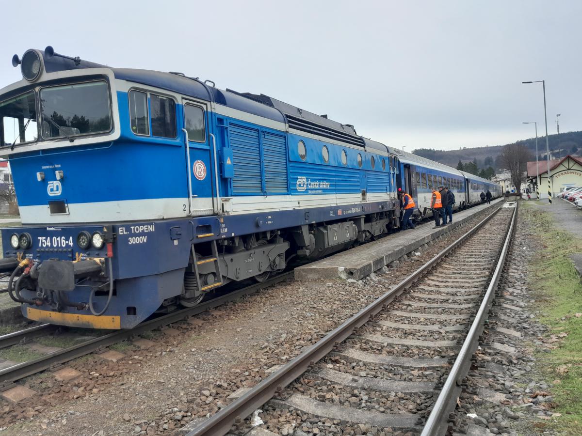 Blížící se výluka omezí provoz vlaků Českých drah na trati Choceň – Náchod