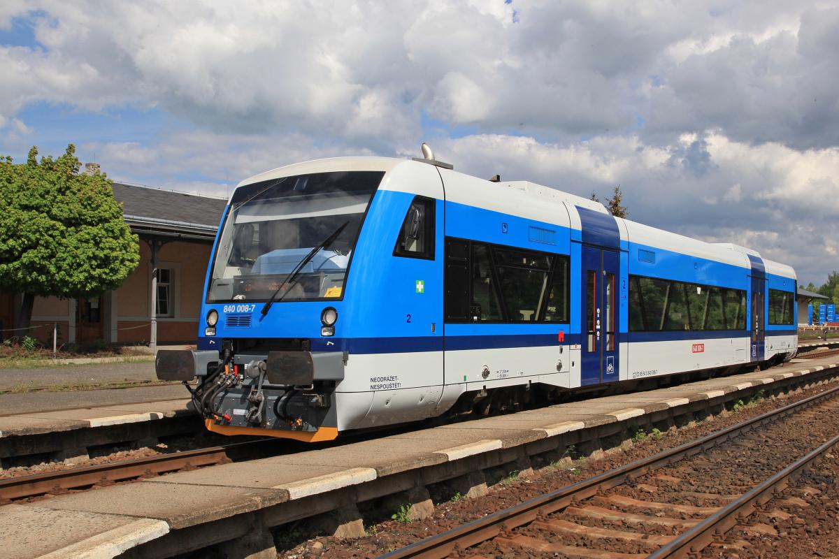 České dráhy budou dál zajišťovat dopravu na Jizerskohorské železnici