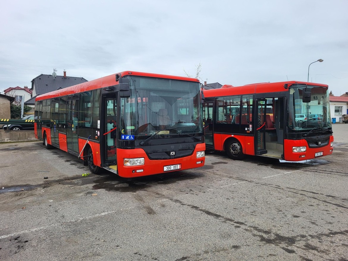 Společnost ARRIVA darovala Ukrajině dva autobusy
