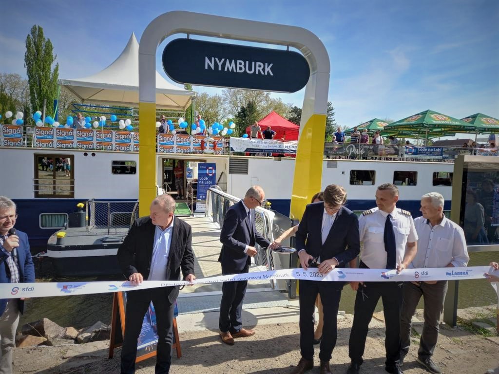 V Nymburce již mohou přistát i největší osobní lodě plující po Labi