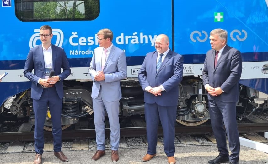 V Ostravě byla představena nová třívozová jednotka RegioPanter