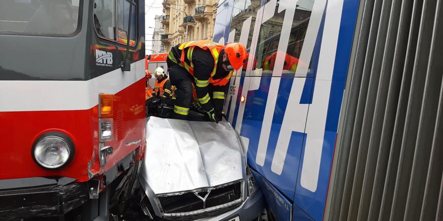 Řidiči versus tramvaje? Nejvíce nehod je při odbočování vlevo