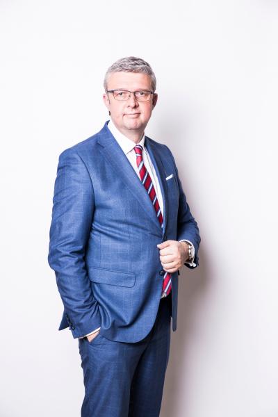 Ministr Havlíček: Smekám před stavebními firmami
