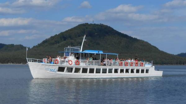 Velikonoční plavby na Máchově jezeře odstartují sezonu výletních lodí