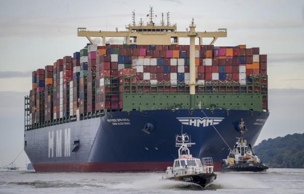 Zajímavosti ze světa: Největší nákladní lodí na světě je loď Ever Ace
