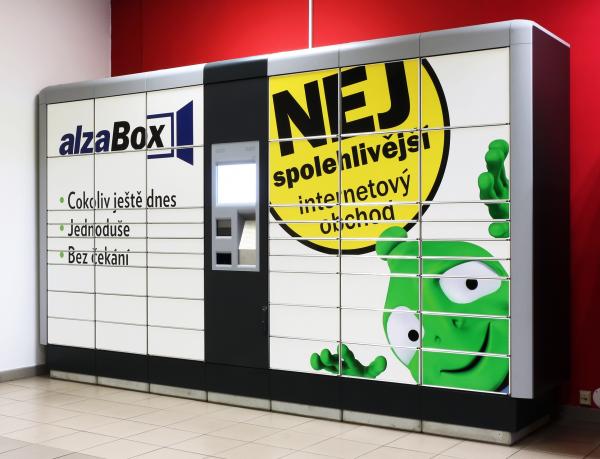 AlzaBoxy otevřeny pro největší slovenskou kurýrní službu