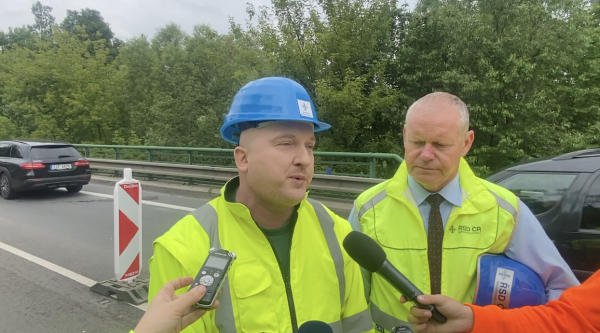 VIDEO: Komplikace na tahu I/35. ŘSD mění závěry na mostech