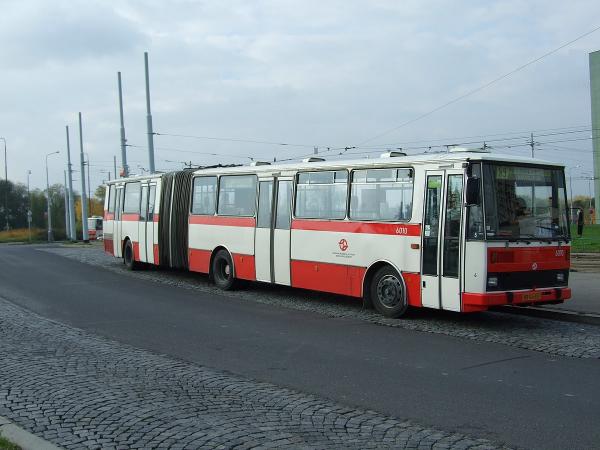 Pětice českobudějovických autobusů se po 20 letech vydala na poslední jízdu