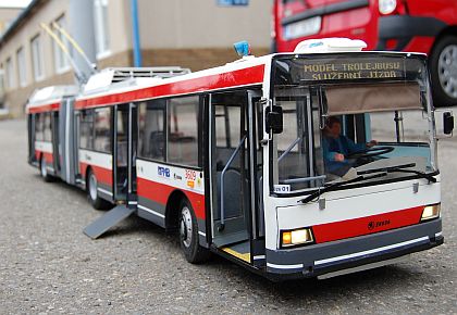 Sbírka historických a retro vozů DPMB se rozroste o další dva trolejbusy