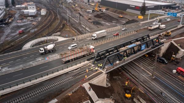 Fotoreportáž: Modernizace železničního uzlu Pardubice nezadržitelně pokračuje